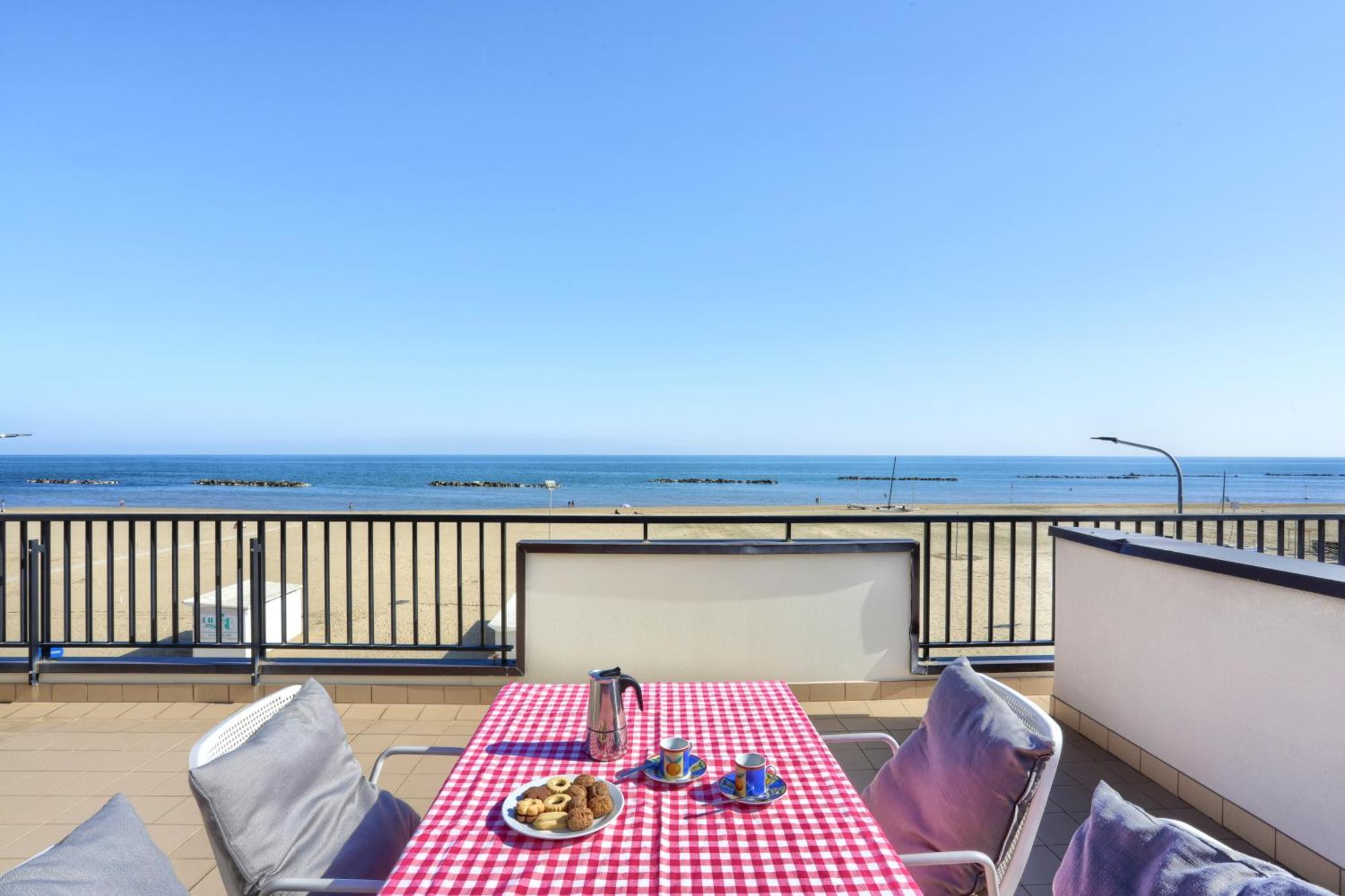 Mazzarosa Residence Roseto Degli Abruzzi Buitenkant foto