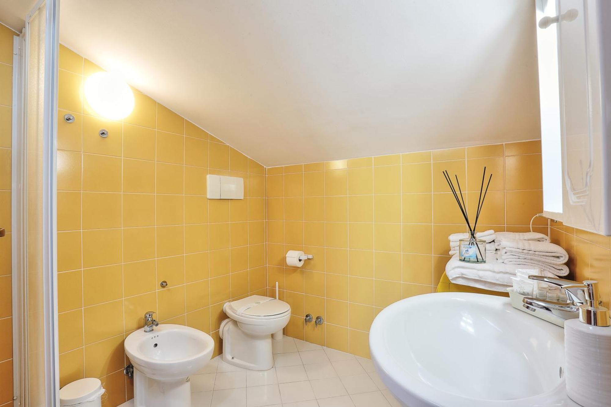 Mazzarosa Residence Roseto Degli Abruzzi Buitenkant foto