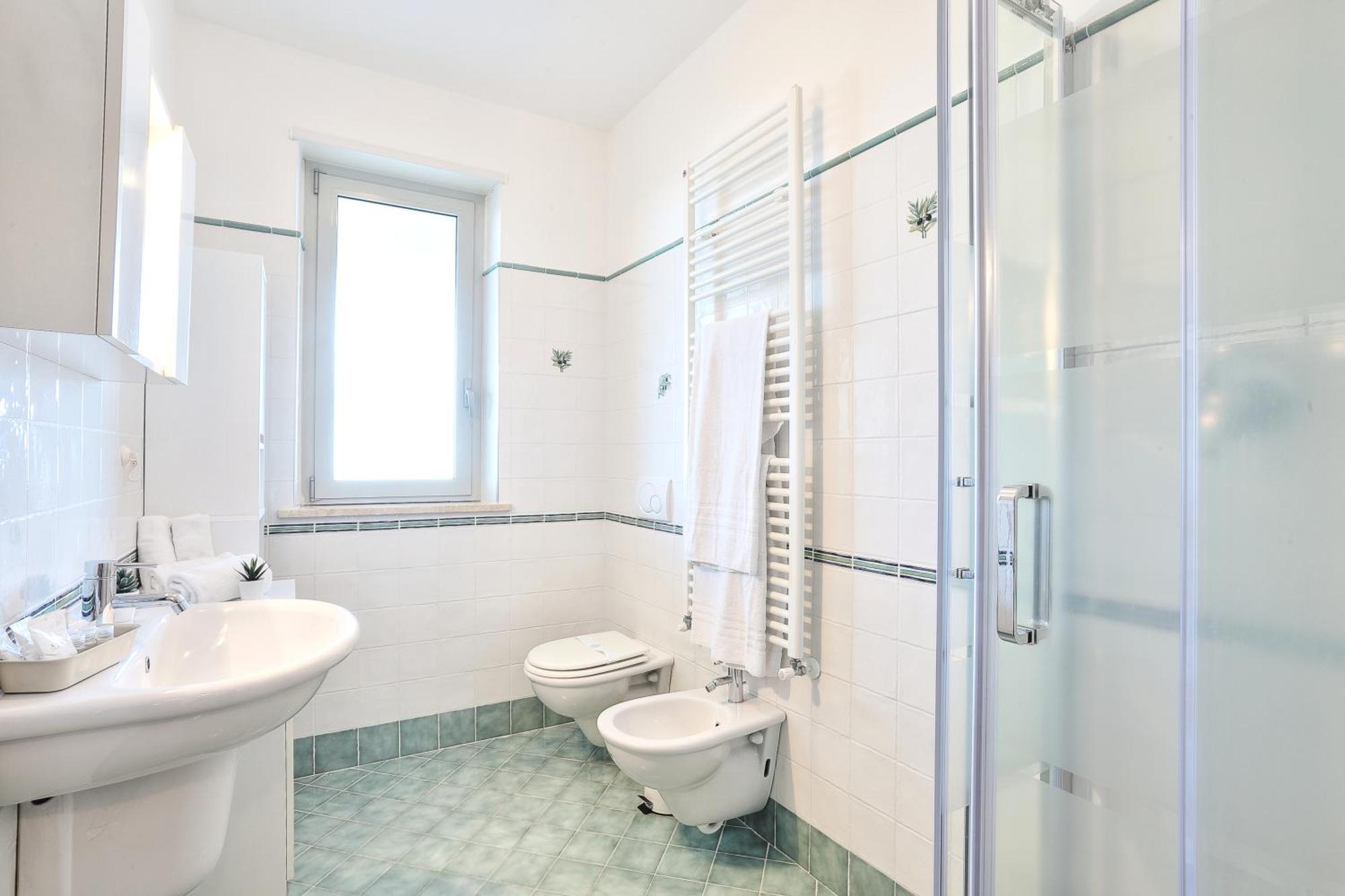 Mazzarosa Residence Roseto Degli Abruzzi Buitenkant foto