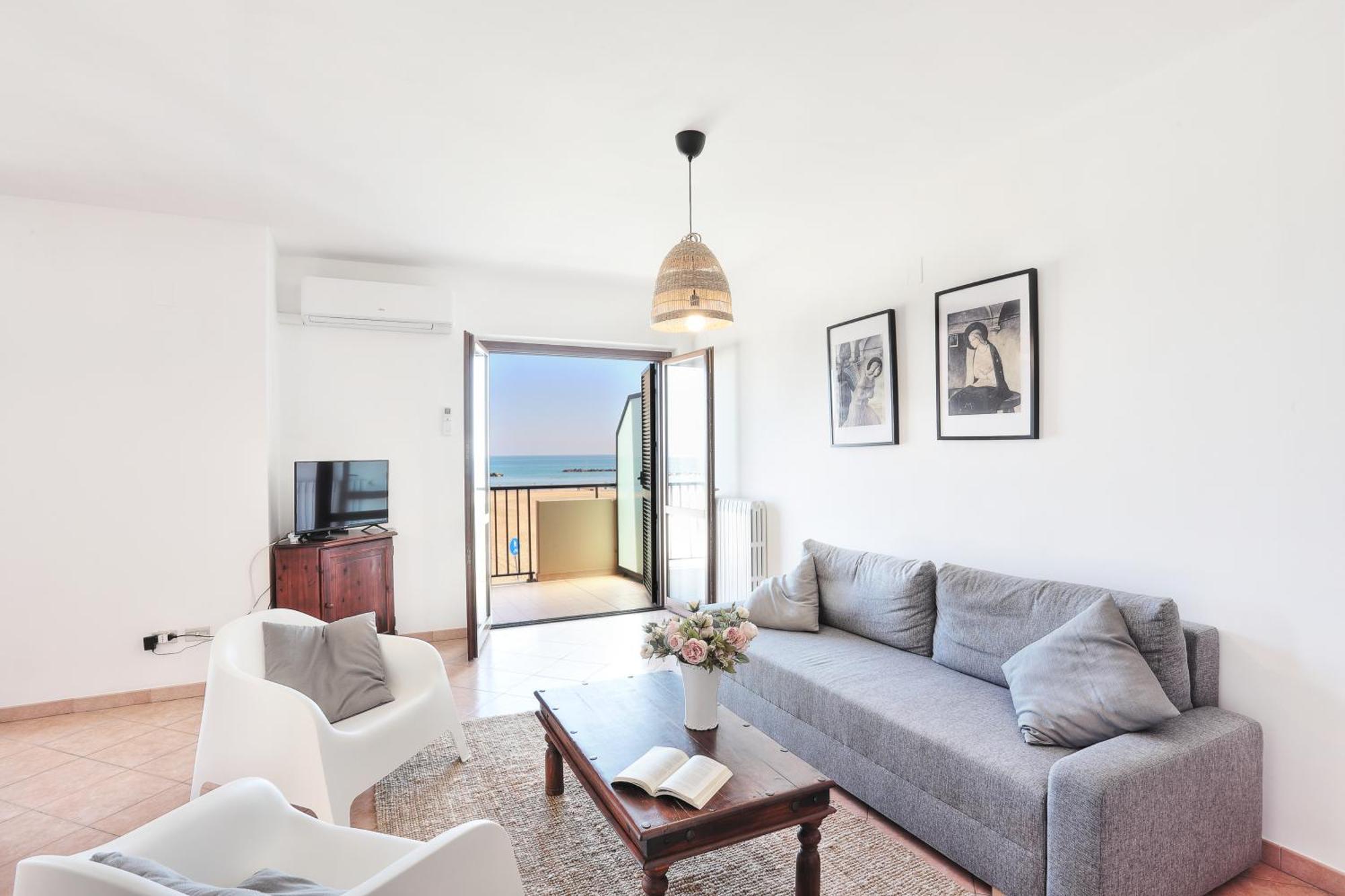 Mazzarosa Residence Roseto Degli Abruzzi Buitenkant foto