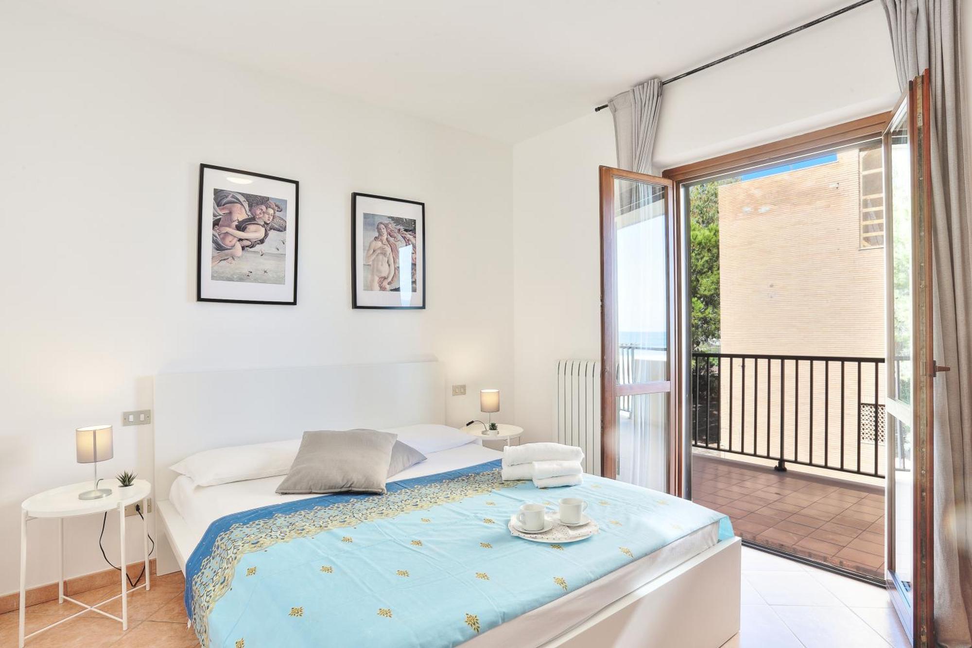 Mazzarosa Residence Roseto Degli Abruzzi Buitenkant foto